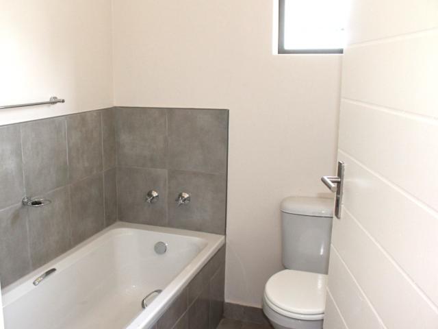 Townhouse for sale in East London, Eastern Cape