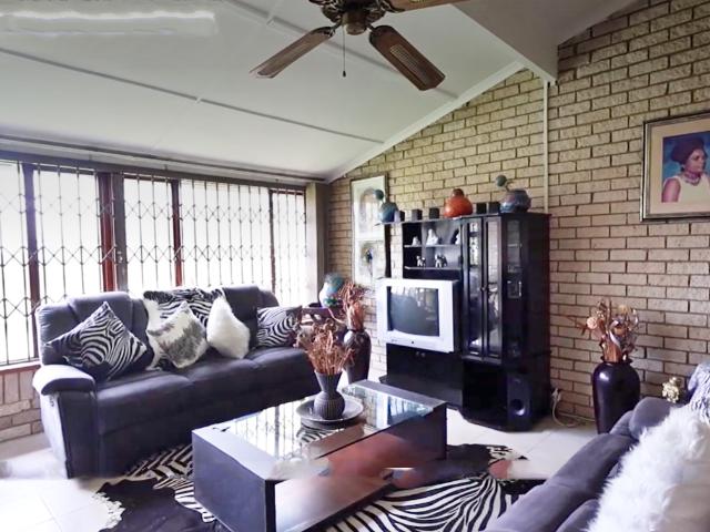 Townhouse for sale in Kingsburgh, Kwazulu-natal