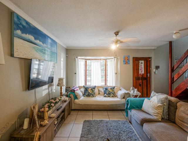 Townhouse for sale in Kingsburgh, Kwazulu-natal