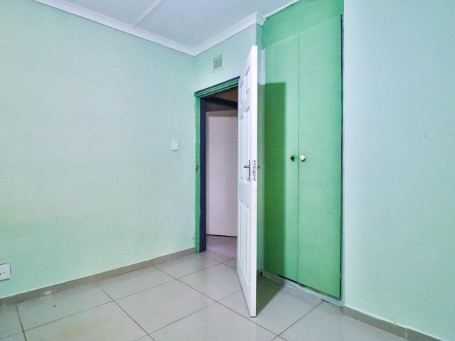 Townhouse for sale in Amanzimtoti, Kwazulu-natal