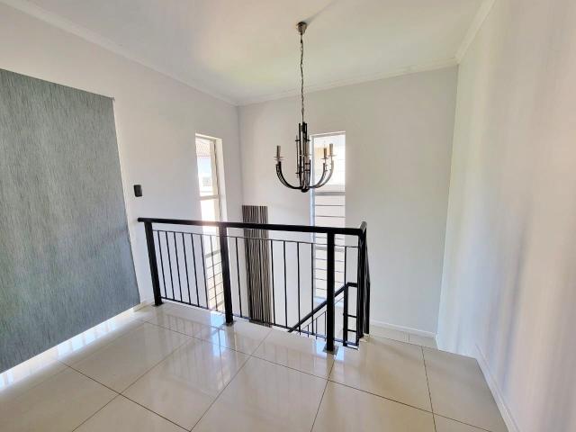 Townhouse for sale in Kingsburgh, Kwazulu-natal