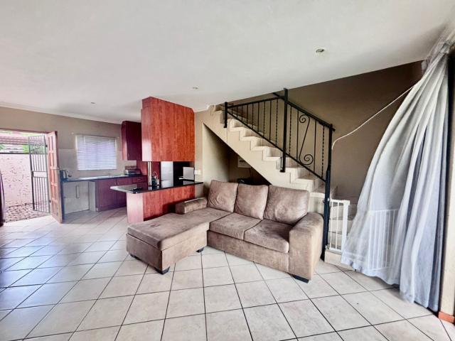 Townhouse for sale in Waterkloof, Gauteng