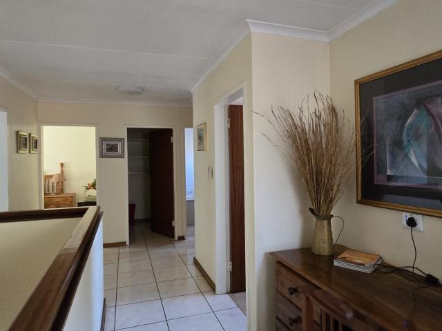 Townhouse for sale in Waterkloof, Gauteng