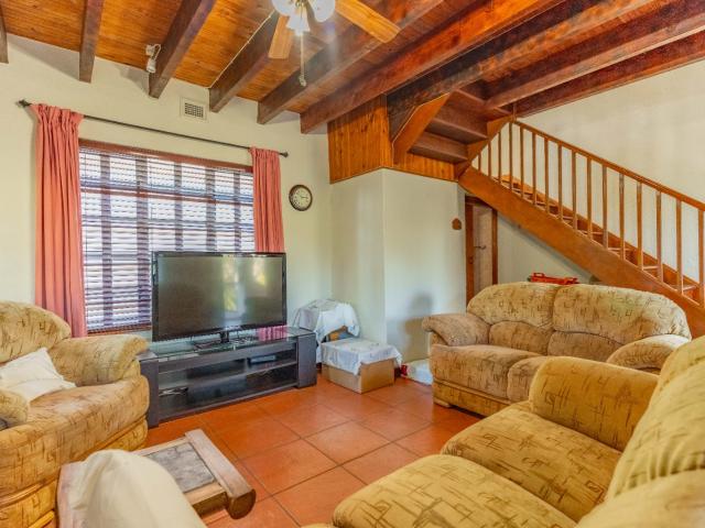 Townhouse for sale in Hillcrest, Kwazulu-natal