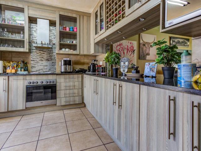 Townhouse for sale in Ekurhuleni, Gauteng