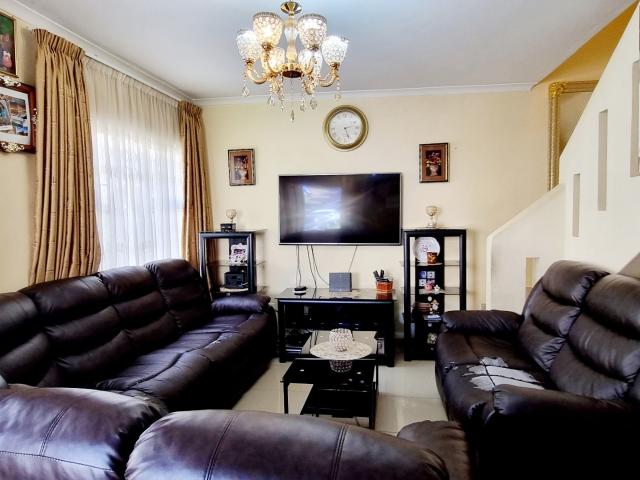 Townhouse for sale in Durban North, Kwazulu-natal