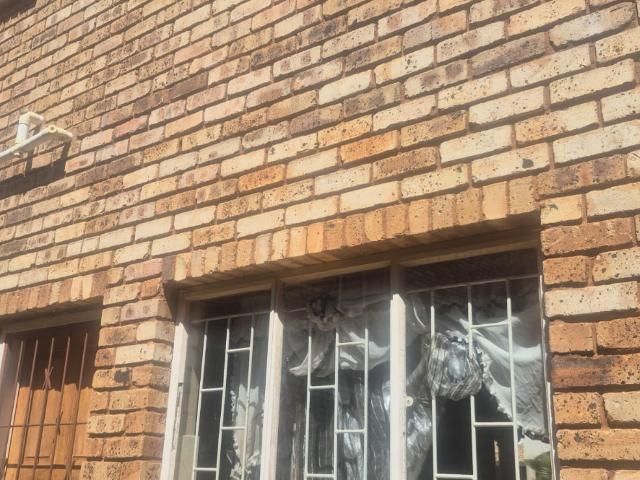 Townhouse for sale in Dr Kenneth Kaunda, North West