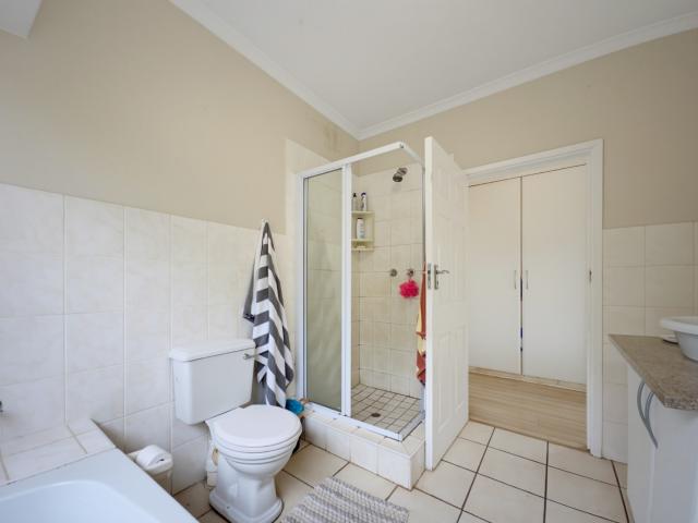 Townhouse for sale in Princess Grant, Kwazulu-natal