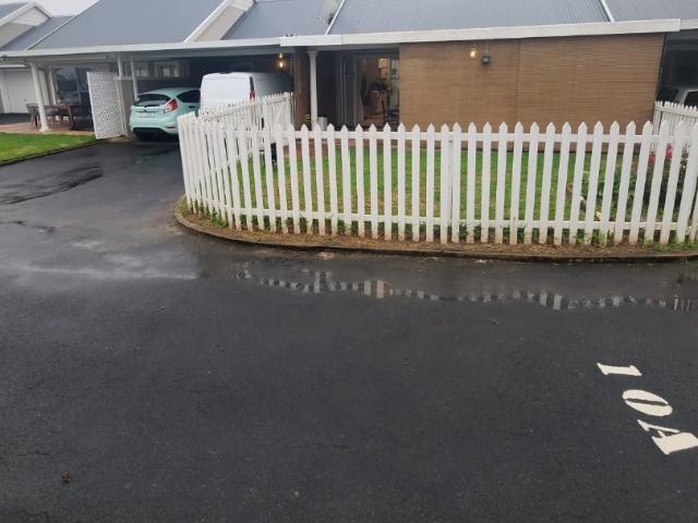 Townhouse for sale in Princess Grant, Kwazulu-natal