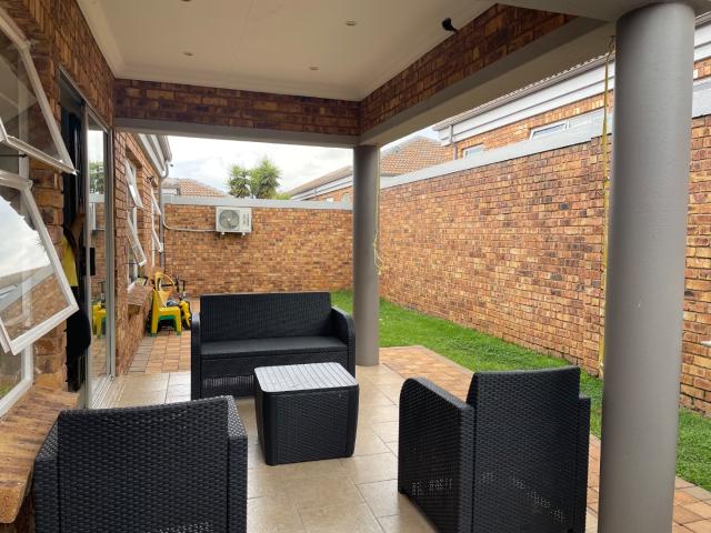 Townhouse for sale in Ekurhuleni, Gauteng