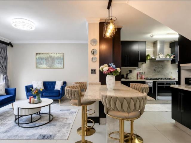 Townhouse for sale in Vosloorus, Gauteng