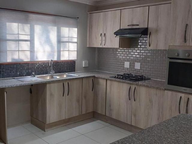 Townhouse for sale in Vosloorus, Gauteng