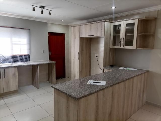 Townhouse for sale in Vosloorus, Gauteng