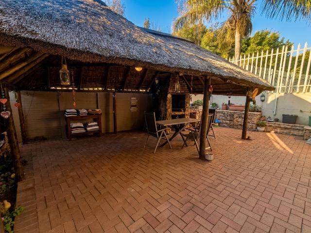 Townhouse for sale in Vosloorus, Gauteng