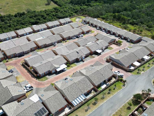 Townhouse for sale in East London, Eastern Cape