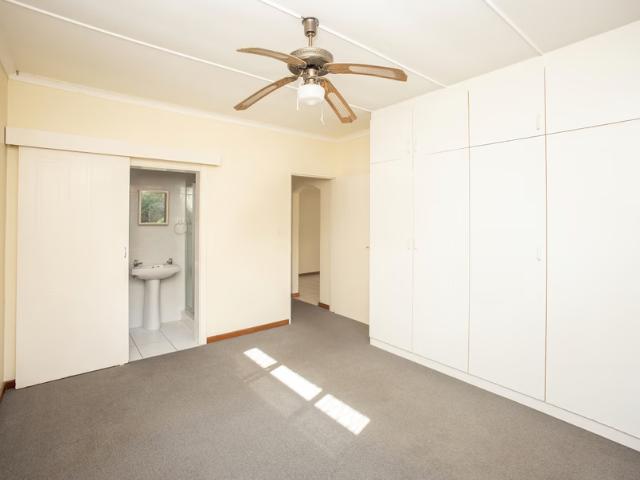 Townhouse for sale in East London, Eastern Cape
