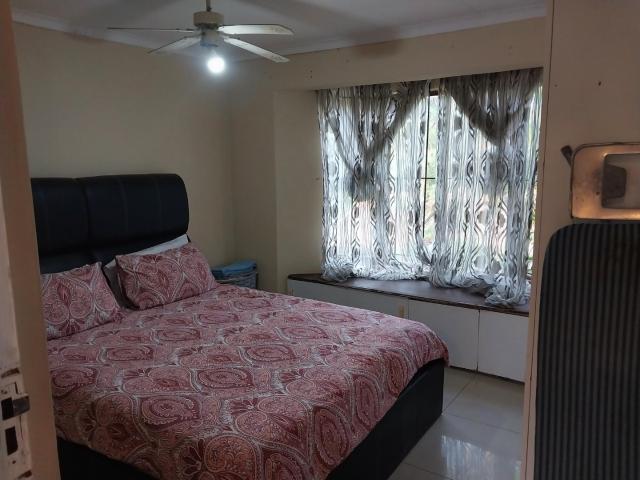 Townhouse for sale in Seaview, Kwazulu-natal