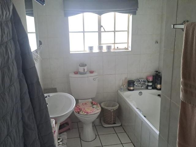 Townhouse for sale in Lesedi Local Municipality, Gauteng