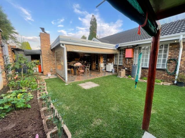Townhouse for sale in Ekurhuleni, Gauteng