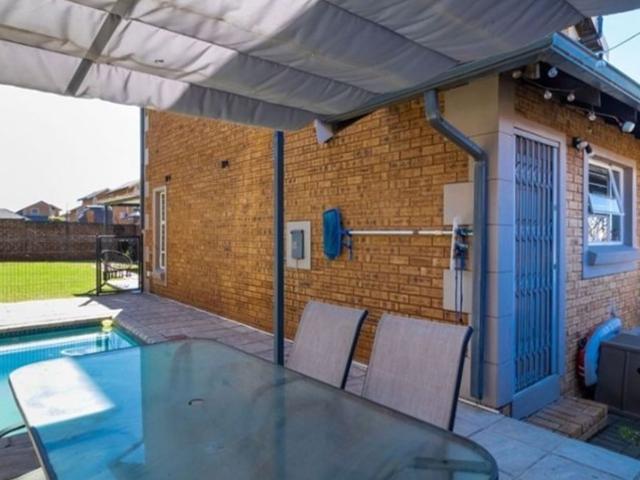 Townhouse for sale in Ekurhuleni, Gauteng