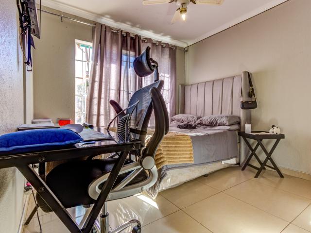 Townhouse for sale in Ekurhuleni, Gauteng