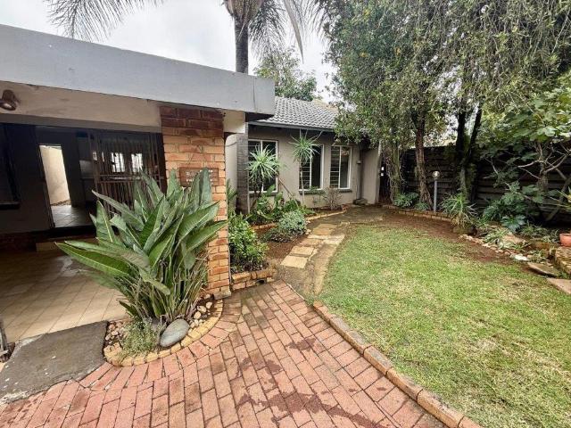 Townhouse for sale in Ekurhuleni, Gauteng