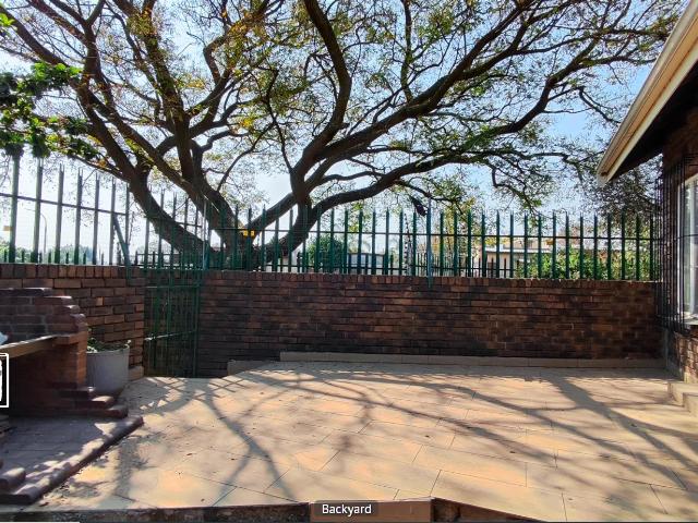 Townhouse for sale in Birchleigh North, Ekurhuleni