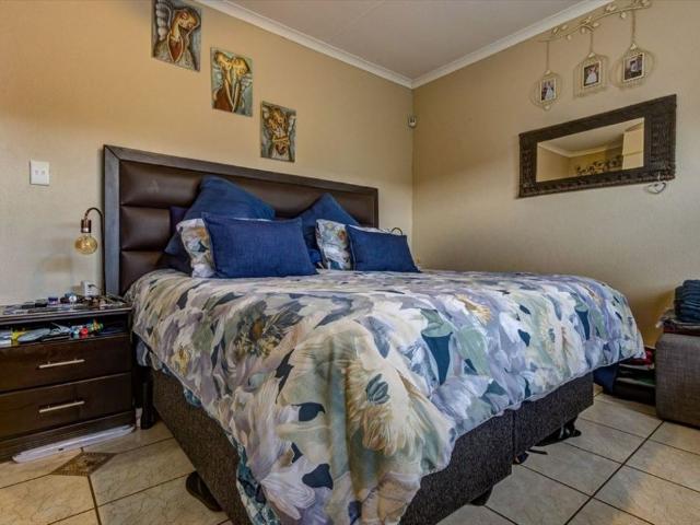Townhouse for sale in Birchleigh North, Ekurhuleni