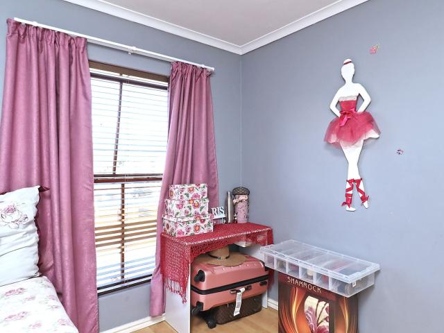 Townhouse for sale in Milnerton