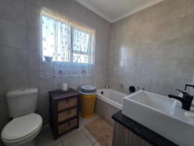 Townhouse for sale in Ekurhuleni, Gauteng