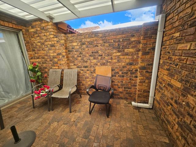 Townhouse for sale in Ekurhuleni, Gauteng