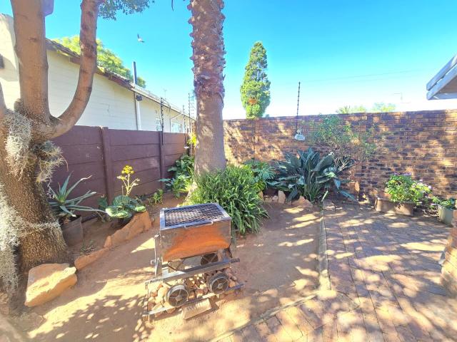Townhouse for sale in Ekurhuleni, Gauteng