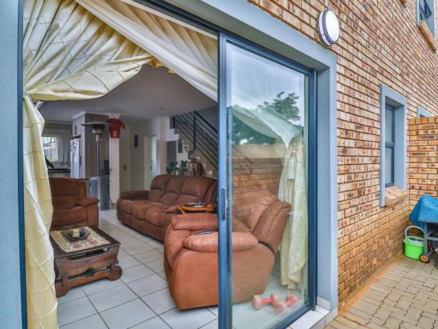 Townhouse for sale in Ekurhuleni, Gauteng
