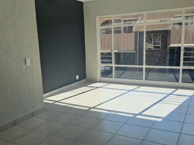 Townhouse for sale in Ekurhuleni, Gauteng