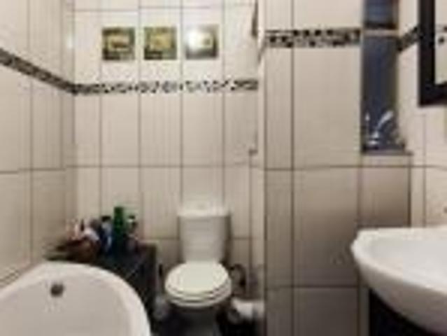 Townhouse for sale in Brackenhurst, Ekurhuleni
