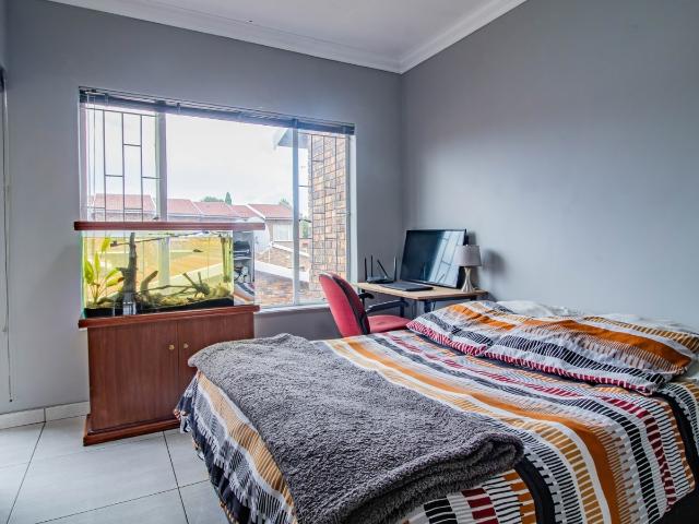 Townhouse for sale in Brackenhurst, Ekurhuleni