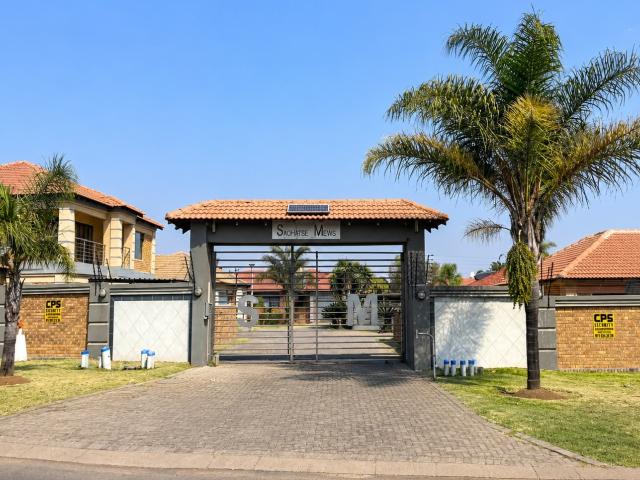 Townhouse for sale in Ekurhuleni, Gauteng