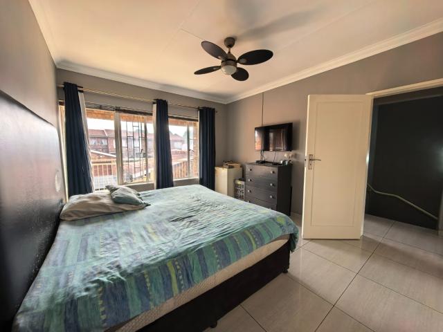 Townhouse for sale in Brackenhurst, Ekurhuleni