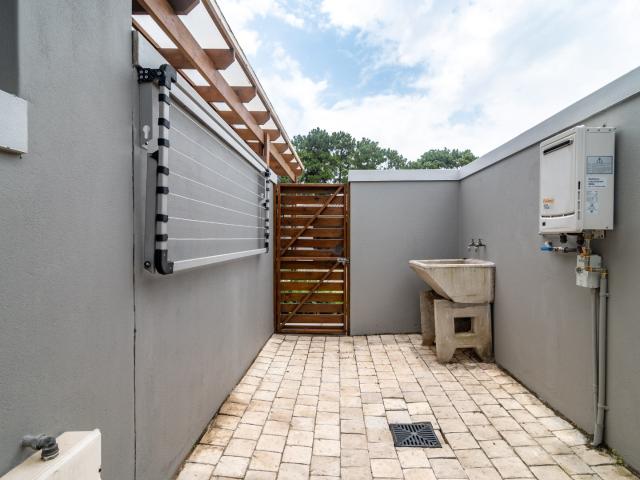 Townhouse for sale in Princess Grant, Kwazulu-natal