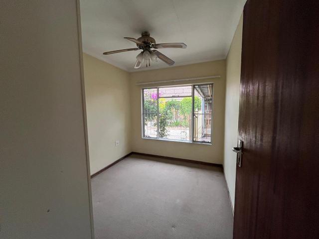 Townhouse for sale in Hartbeespoort Dam Nature Reserve, North West