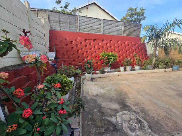 Townhouse for sale in Mt Edgecombe, Kwazulu-natal