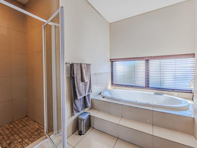 Townhouse for sale in Randburg, Gauteng