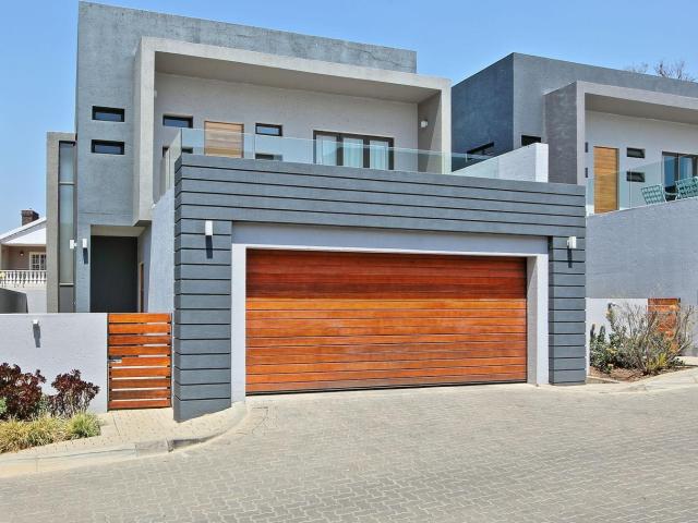 Townhouse for sale in Alexandra, Gauteng