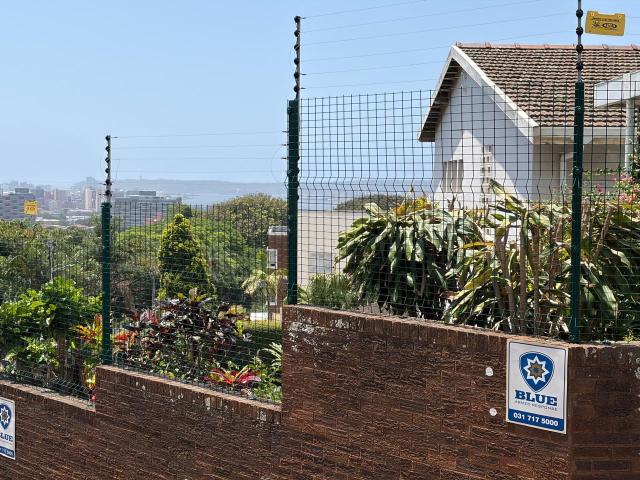 Townhouse for sale in Seaview, Kwazulu-natal