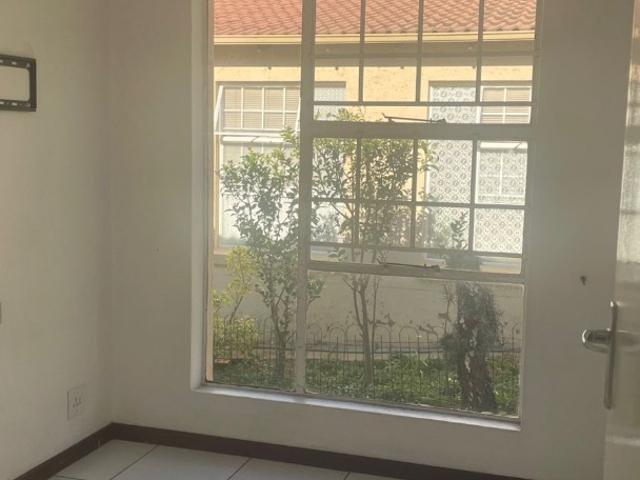Townhouse for sale in Nooitgedacht, Gauteng