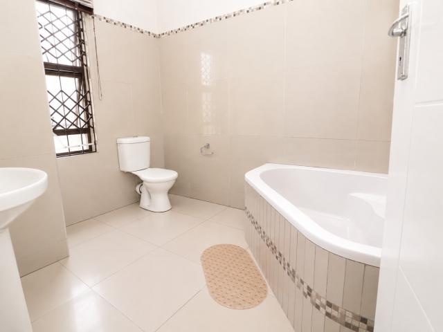 Townhouse for sale in Tlhabane, North West