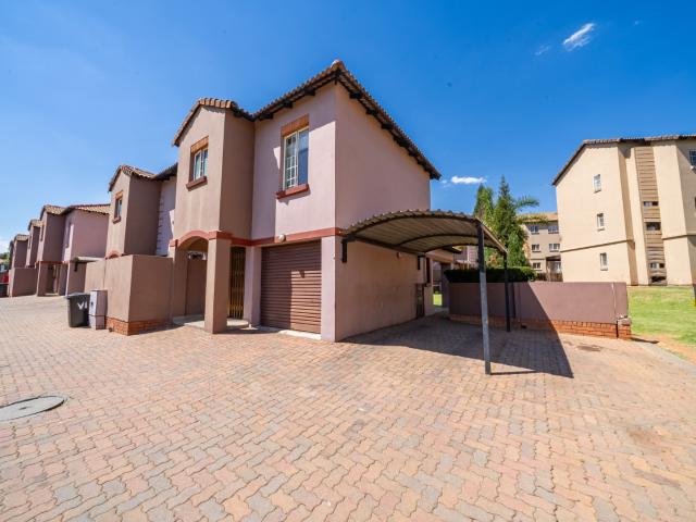 Townhouse for sale in Ekurhuleni, Gauteng