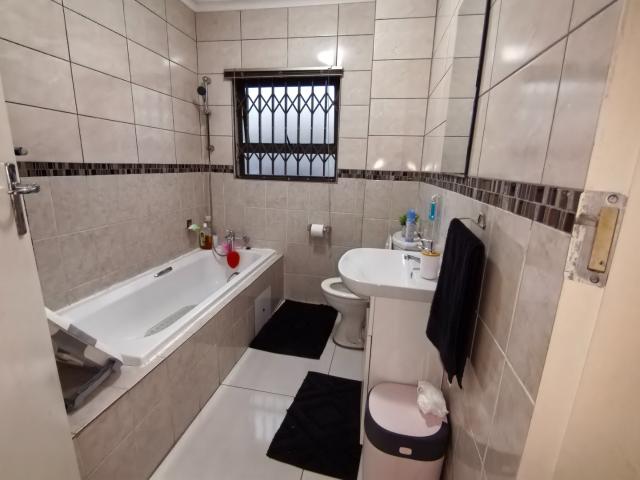 Townhouse for sale in Ekurhuleni, Gauteng