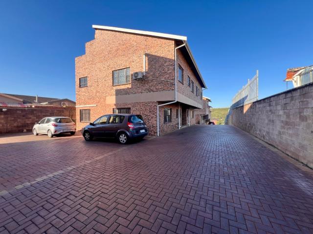 Townhouse for sale in Seaview, Kwazulu-natal