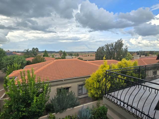 Townhouse for sale in Bloemfontein, Free State
